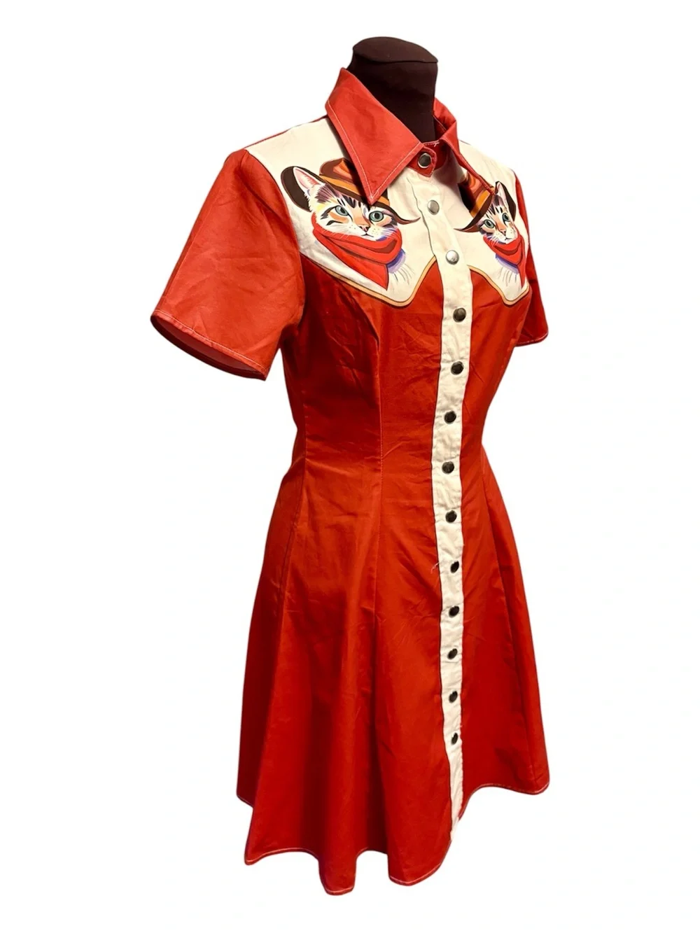 A Western Cute Cat Cowboy Red Cotton Metal Snap Front Dress, Womens size Small